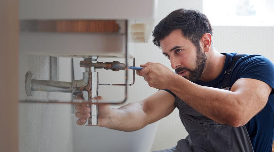 Water heater thermostat replacement in Wellton, AZ